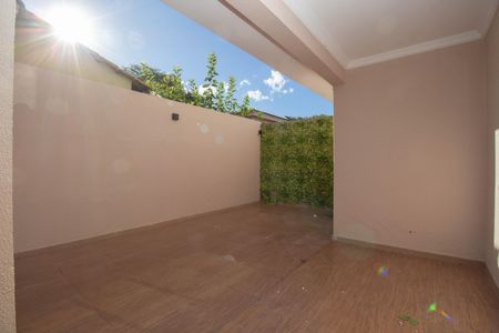 Casa de condomínio para alugar com 360m², 5 quartos e 2 vagas Casa de condomínio para alugar com 360m², 5 quartos e 2 vagasVaranda