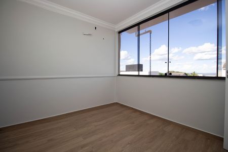 Casa de condomínio para alugar com 360m², 5 quartos e 2 vagas Casa de condomínio para alugar com 360m², 5 quartos e 2 vagasQuarto 4
