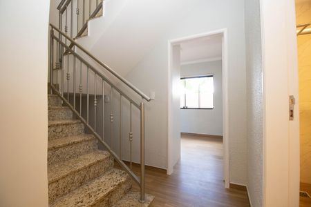 Casa de condomínio para alugar com 360m², 5 quartos e 2 vagas Casa de condomínio para alugar com 360m², 5 quartos e 2 vagasCorredor