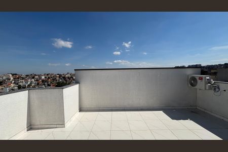 Apartamento à venda com 100m², 2 quartos e 2 vagasCobertura