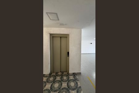 Apartamento à venda com 100m², 2 quartos e 2 vagasGaragem - Elevador