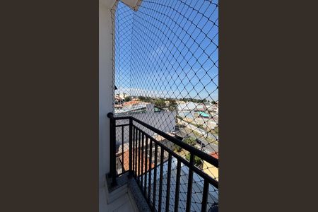 Apartamento à venda com 100m², 2 quartos e 2 vagasQuarto 1 Varanda