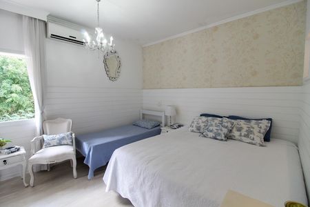 Casa à venda com 697m², 4 quartos e 5 vagasQuarto 1