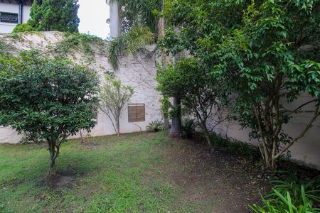 Quintal de casa à venda com 4 quartos, 697m² em Parque dos Principes, São Paulo