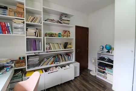 Casa à venda com 697m², 4 quartos e 5 vagasQuarto 3