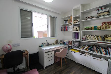 Casa à venda com 697m², 4 quartos e 5 vagasQuarto 3