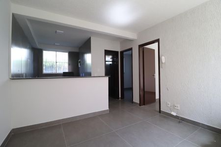 Sala de apartamento para alugar com 2 quartos, 44m² em Mansour, Uberlândia