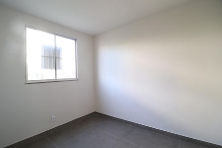 Quarto 2 de apartamento para alugar com 2 quartos, 44m² em Mansour, Uberlândia