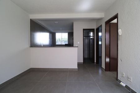 Sala de apartamento para alugar com 2 quartos, 44m² em Mansour, Uberlândia