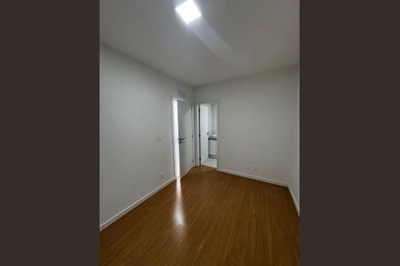 Quarto de apartamento para alugar com 2 quartos, 70m² em Centro, Florianópolis
