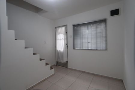 Sala de casa para alugar com 2 quartos, 45m² em Jardim Vila Formosa, São Paulo