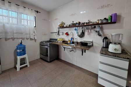 Casa à venda com 97m², 2 quartos e 2 vagasCozinha