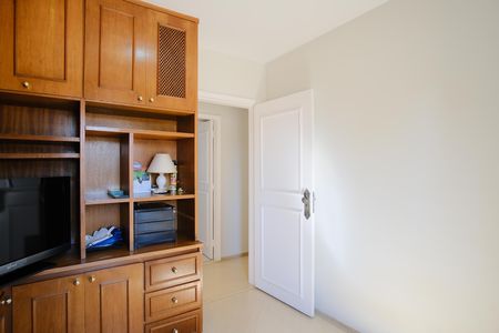 Apartamento para alugar com 93m², 3 quartos e 2 vagasQuarto 2