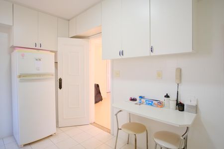 Apartamento para alugar com 93m², 3 quartos e 2 vagasCozinha