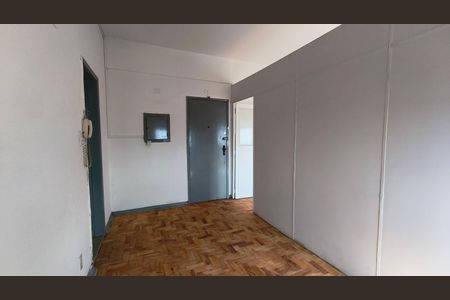 Studio à venda com 32m², 1 quarto e sem vagaSala