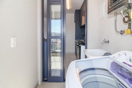 Apartamento para alugar com 68m², 2 quartos e 1 vagaÁrea de Serviço