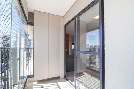 Apartamento para alugar com 68m², 2 quartos e 1 vagaVaranda