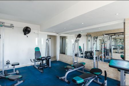 Apartamento à venda com 90m², 2 quartos e 1 vaga Apartamento à venda com 90m², 2 quartos e 1 vagaÁrea comum - Academia