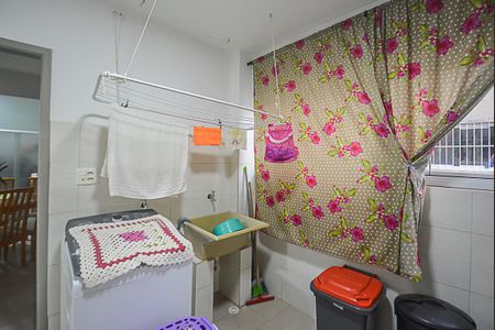 Apartamento à venda com 90m², 2 quartos e 1 vaga Apartamento à venda com 90m², 2 quartos e 1 vagaÁrea de Serviço