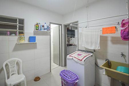 Apartamento à venda com 90m², 2 quartos e 1 vaga Apartamento à venda com 90m², 2 quartos e 1 vagaÁrea de Serviço