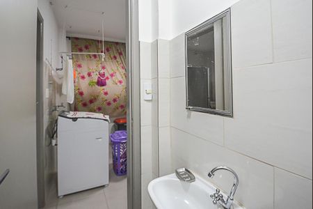 Apartamento à venda com 90m², 2 quartos e 1 vaga Apartamento à venda com 90m², 2 quartos e 1 vagaBanheiro de serviço