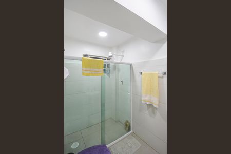 Apartamento à venda com 90m², 2 quartos e 1 vaga Apartamento à venda com 90m², 2 quartos e 1 vagaBanheiro