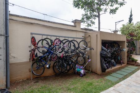 Apartamento à venda com 47m², 2 quartos e 1 vagaÁrea Comum - Bicicletário 