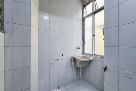 Apartamento para alugar com 60m², 2 quartos e sem vagaÁrea de Serviço 