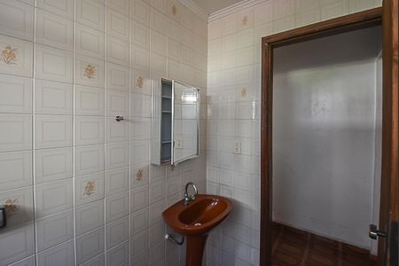 Banheiro  de casa para alugar com 1 quarto, 80m² em Jardim Thelma, São Bernardo do Campo