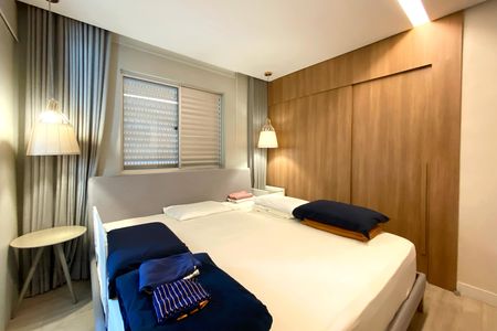 Apartamento à venda com 150m², 4 quartos e 4 vagas Apartamento à venda com 150m², 4 quartos e 4 vagasSuite 2
