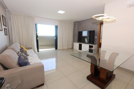 Sala de apartamento para alugar com 3 quartos, 96m² em Parque Amazonia, Goiânia