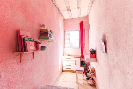 Casa à venda com 105m², 4 quartos e sem vagaQuarto 2