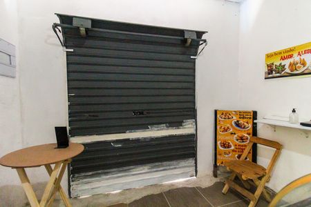 Casa à venda com 105m², 4 quartos e sem vagaSalão