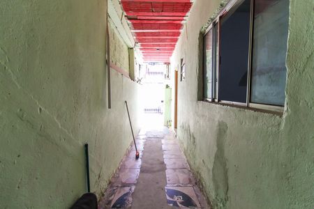 Casa à venda com 105m², 4 quartos e sem vagaQuintal