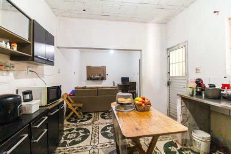 Casa à venda com 105m², 4 quartos e sem vagaSala/Cozinha