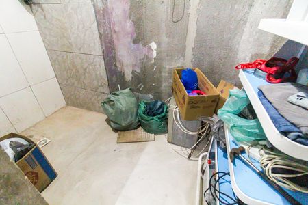 Casa à venda com 105m², 4 quartos e sem vagaBanheiro 2