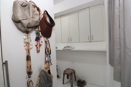 Casa para alugar com 120m², 2 quartos e 2 vagas Casa para alugar com 120m², 2 quartos e 2 vagasCloset