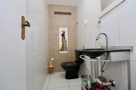Casa para alugar com 120m², 2 quartos e 2 vagas Casa para alugar com 120m², 2 quartos e 2 vagasLavabo