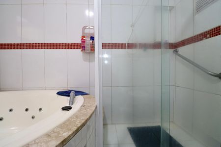 Casa para alugar com 120m², 2 quartos e 2 vagas Casa para alugar com 120m², 2 quartos e 2 vagasSuíte 2