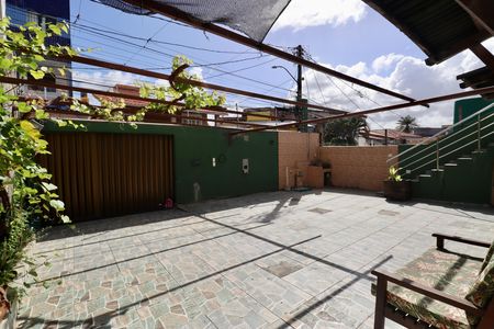Casa para alugar com 120m², 2 quartos e 2 vagas Casa para alugar com 120m², 2 quartos e 2 vagasGaragem