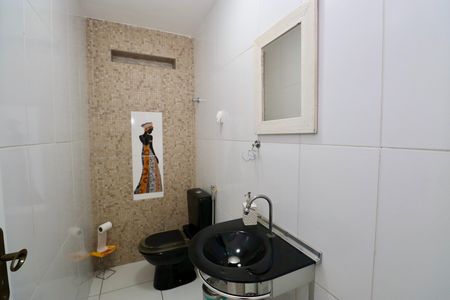 Casa para alugar com 120m², 2 quartos e 2 vagas Casa para alugar com 120m², 2 quartos e 2 vagasLavabo