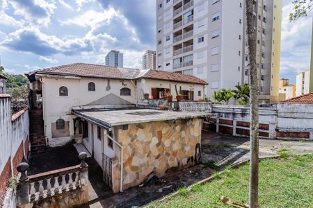 Casa para alugar com 500m², 10 quartos e 15 vagas Casa para alugar com 500m², 10 quartos e 15 vagasQuintal