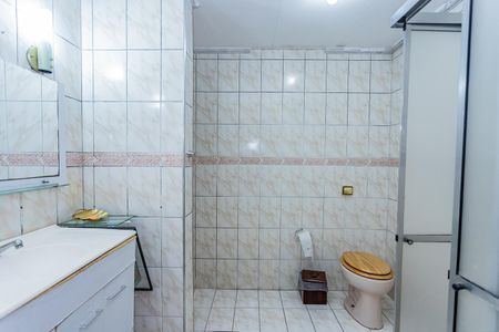 Casa para alugar com 500m², 10 quartos e 15 vagas Casa para alugar com 500m², 10 quartos e 15 vagasBanheiro suite 4