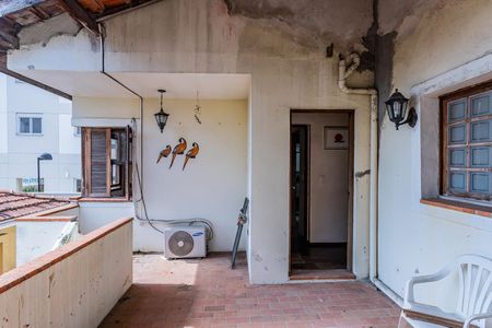 Casa para alugar com 500m², 10 quartos e 15 vagas Casa para alugar com 500m², 10 quartos e 15 vagasVaranda 2