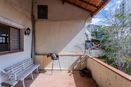 Casa para alugar com 500m², 10 quartos e 15 vagas Casa para alugar com 500m², 10 quartos e 15 vagasVaranda 2