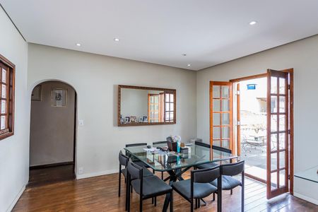 Casa para alugar com 500m², 10 quartos e 15 vagas Casa para alugar com 500m², 10 quartos e 15 vagasSala jantar