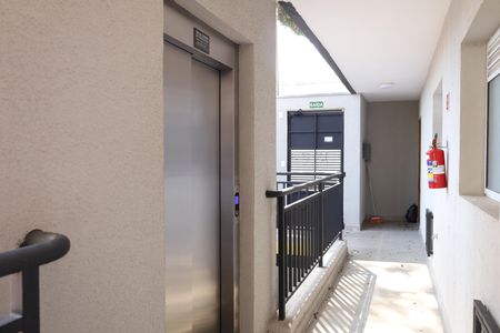 Apartamento à venda com 34m², 2 quartos e sem vagaÁrea comum - Saguão do andar