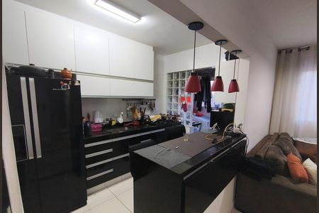 Apartamento à venda com 60m², 2 quartos e 1 vagaCozinha
