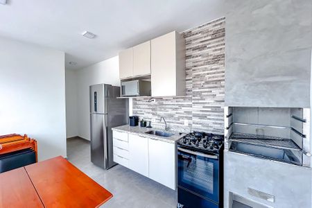 Apartamento para alugar com 45m², 2 quartos e sem vagaÁrea comum - Churrasqueira