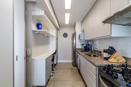 Apartamento à venda com 89m², 2 quartos e 3 vagasCozinha